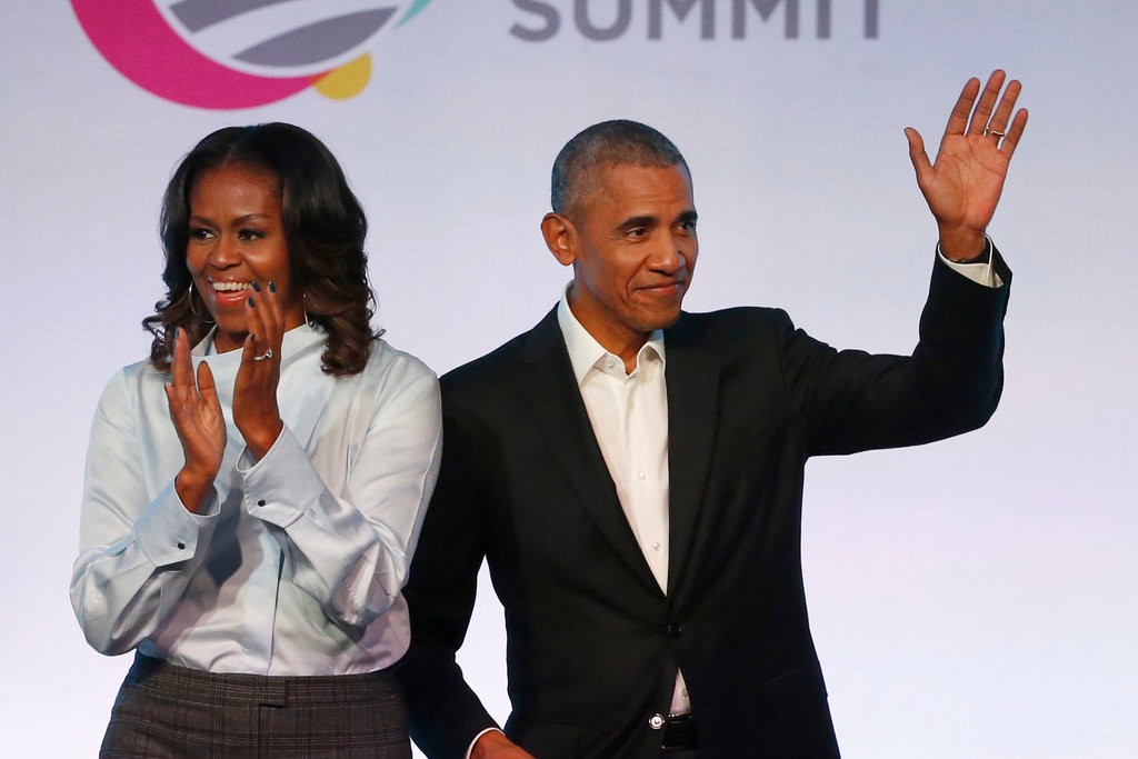 The Obamas Are Set to Produce Netflix Comedy About 2016 Trump Transition