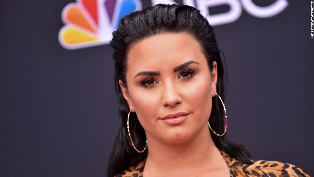 Demi Lovato Reportedly Struggled With Drugs for Weeks Before Overdose