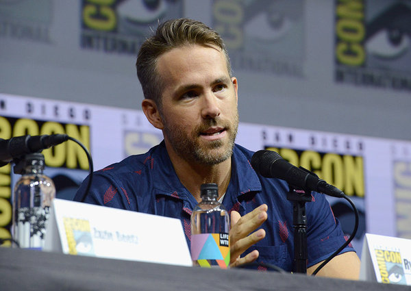 Ryan Reynolds Wants to Explore Deadpool's Bisexuality in Future Films