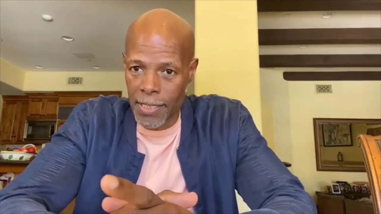Keenan Ivory Wayans Flashes His Third Leg in Hilarious 2020 Commencement Speech